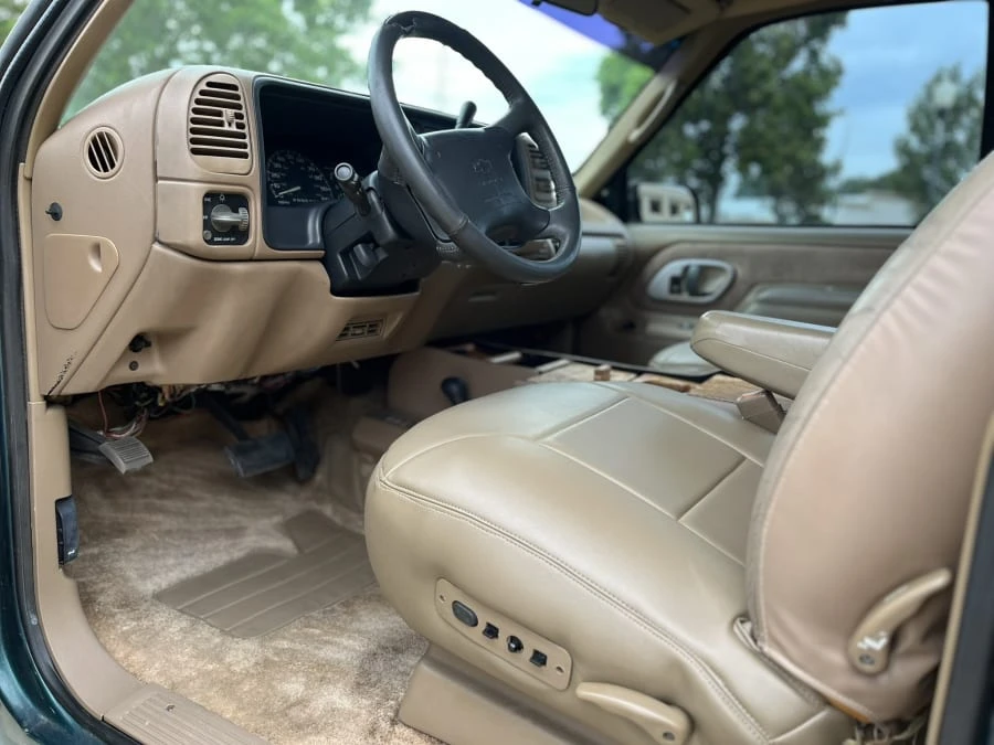 1995 Chevrolet Tahoe 1st Gen - Image 8 of 13