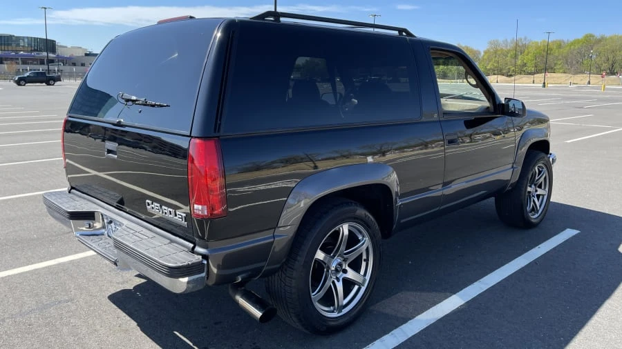 1995 Chevrolet Tahoe 1st Gen - Image 17 of 26