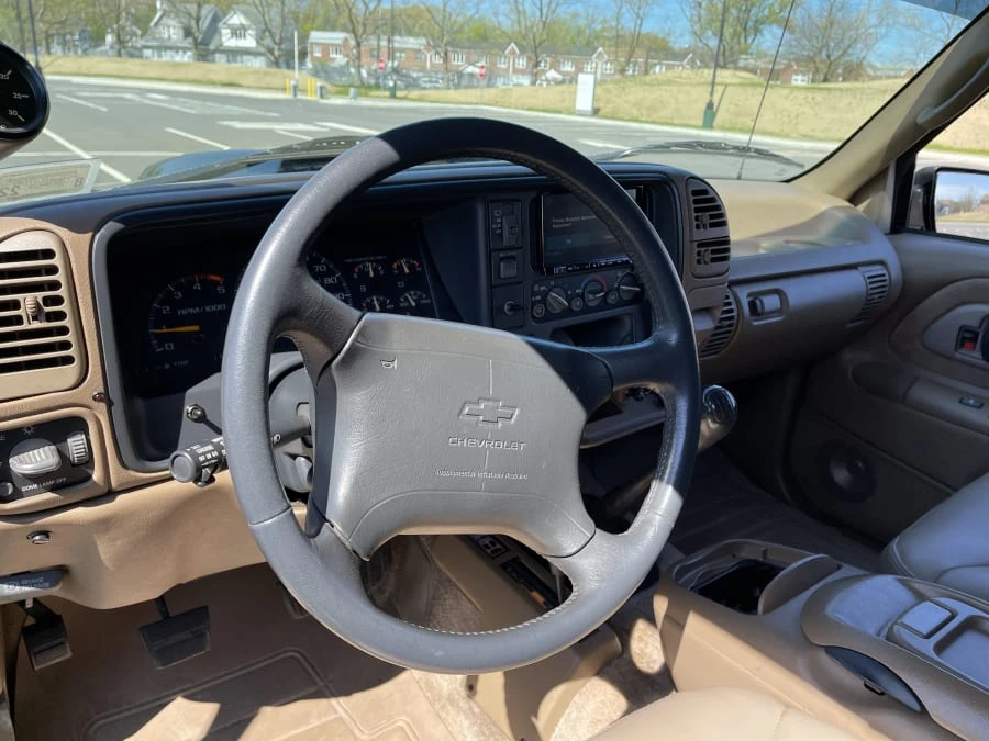 1995 Chevrolet Tahoe 1st Gen - Image 5 of 26