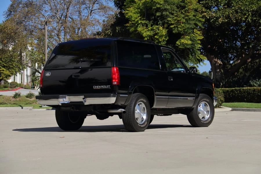 1995 Chevrolet Tahoe 1st Gen - Image 3 of 31