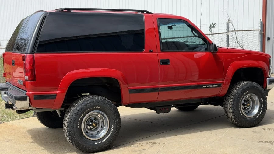 1995 Chevrolet Tahoe 1st Gen - Image 3 of 9