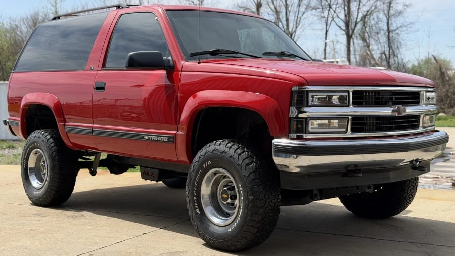 1995 Chevrolet Tahoe 1st Gen - Image 4 of 9