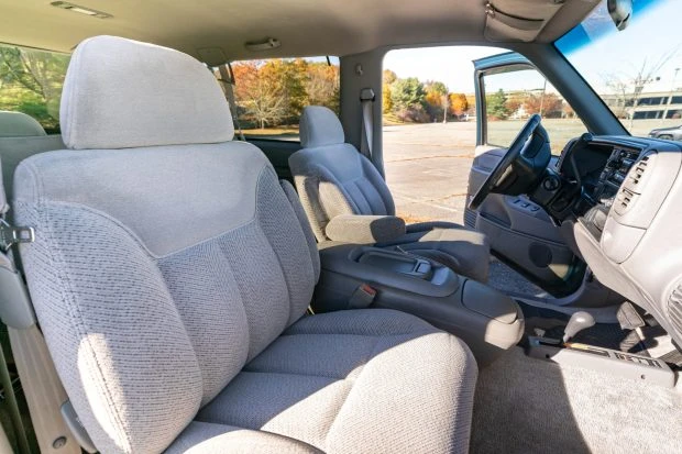 1995 Chevrolet Tahoe 1st Gen - Image 4 of 8