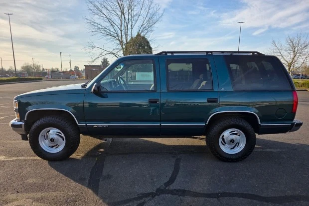 1995 Chevrolet Tahoe 1st Gen - Image 3 of 7