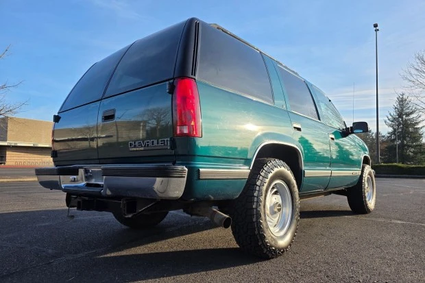 1995 Chevrolet Tahoe 1st Gen - Image 2 of 7