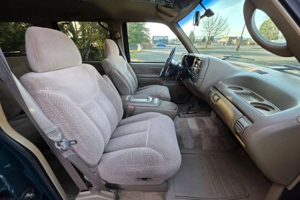1995 Chevrolet Tahoe 1st Gen - Image 4 of 7