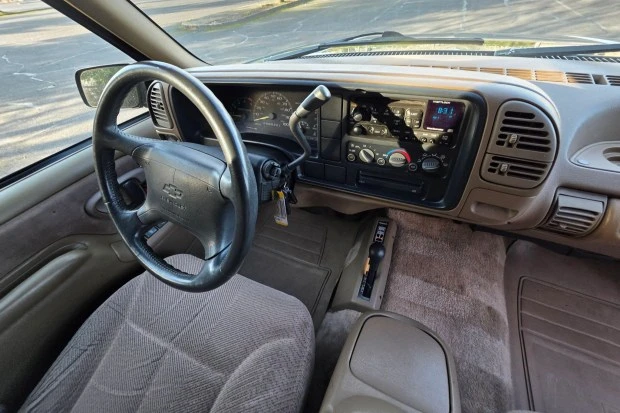 1995 Chevrolet Tahoe 1st Gen - Image 5 of 7