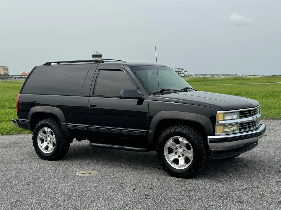 1995 Chevrolet Tahoe 1st Gen - Image 23 of 31