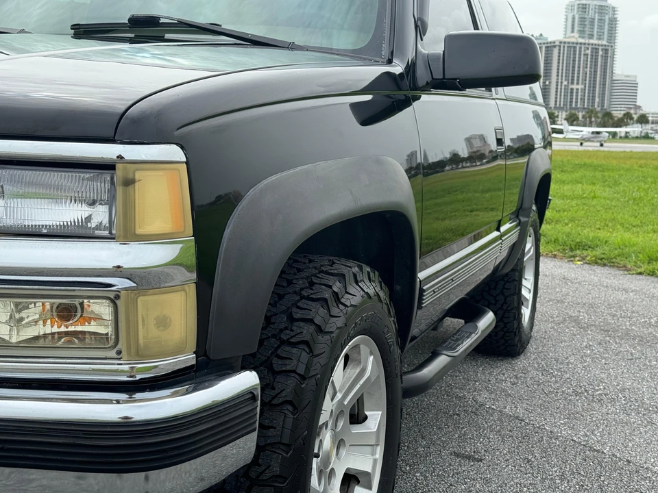 1995 Chevrolet Tahoe 1st Gen - Image 29 of 31