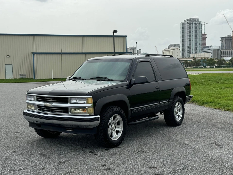 1995 Chevrolet Tahoe 1st Gen - Image 9 of 31