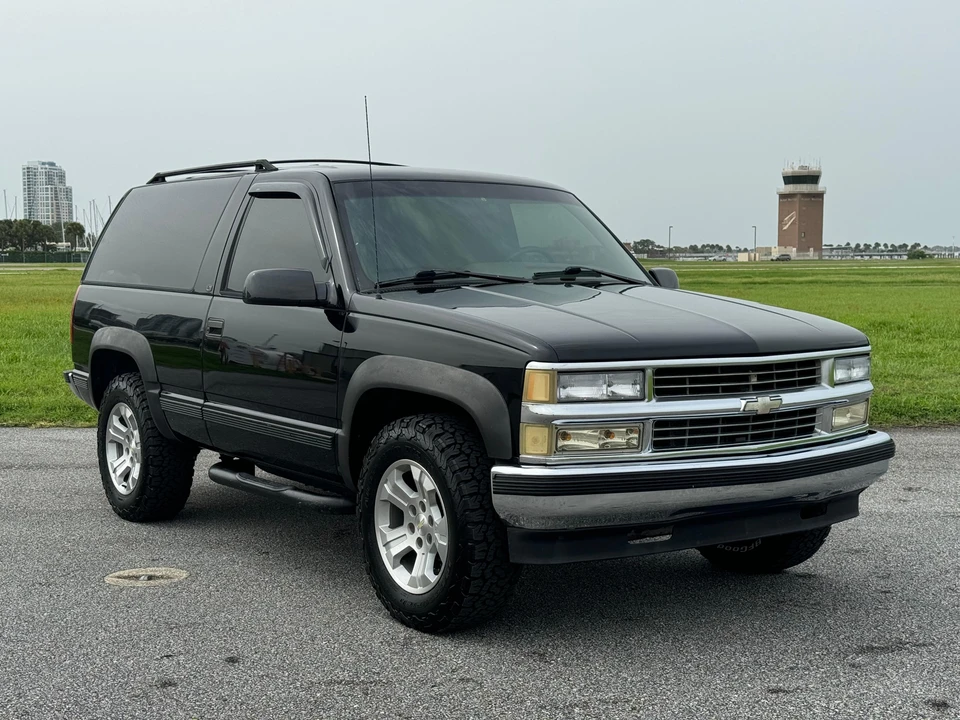 1995 Chevrolet Tahoe 1st Gen - Image 25 of 31