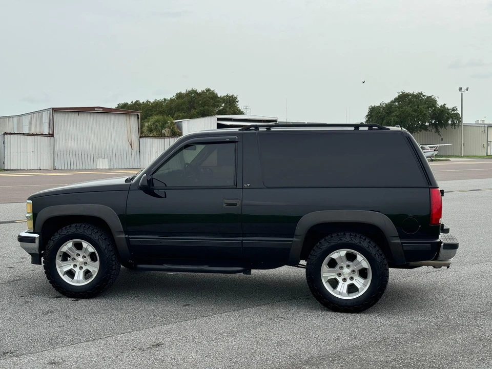 1995 Chevrolet Tahoe 1st Gen - Image 12 of 31