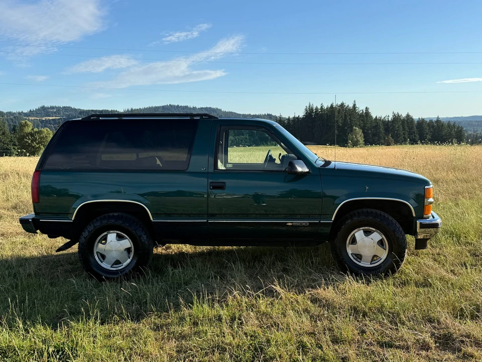 1995 Chevrolet Tahoe 1st Gen - Image 25 of 31