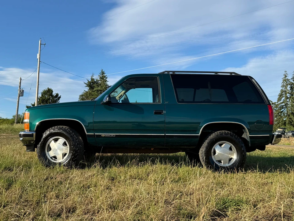 1995 Chevrolet Tahoe 1st Gen - Image 9 of 31