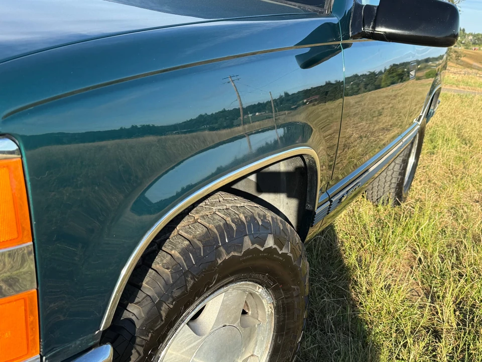 1995 Chevrolet Tahoe 1st Gen - Image 31 of 31