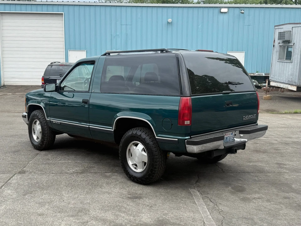 1995 Chevrolet Tahoe 1st Gen - Image 7 of 31