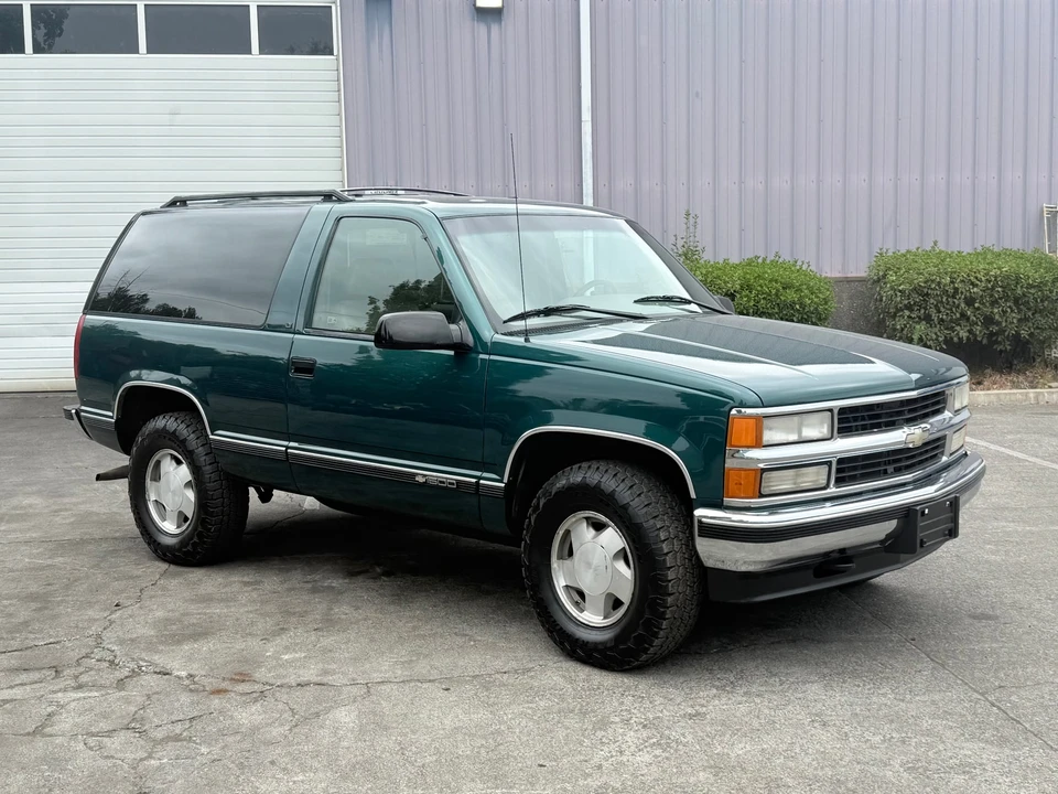 1995 Chevrolet Tahoe 1st Gen - Image 5 of 31