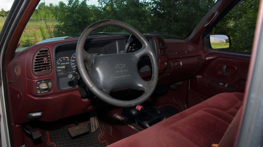 1995 Chevrolet C/K 4th Gen - Image 9 of 12
