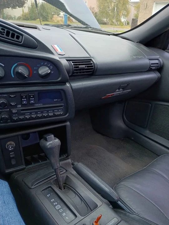 1995 Chevrolet Camaro 4th Gen - Image 12 of 13