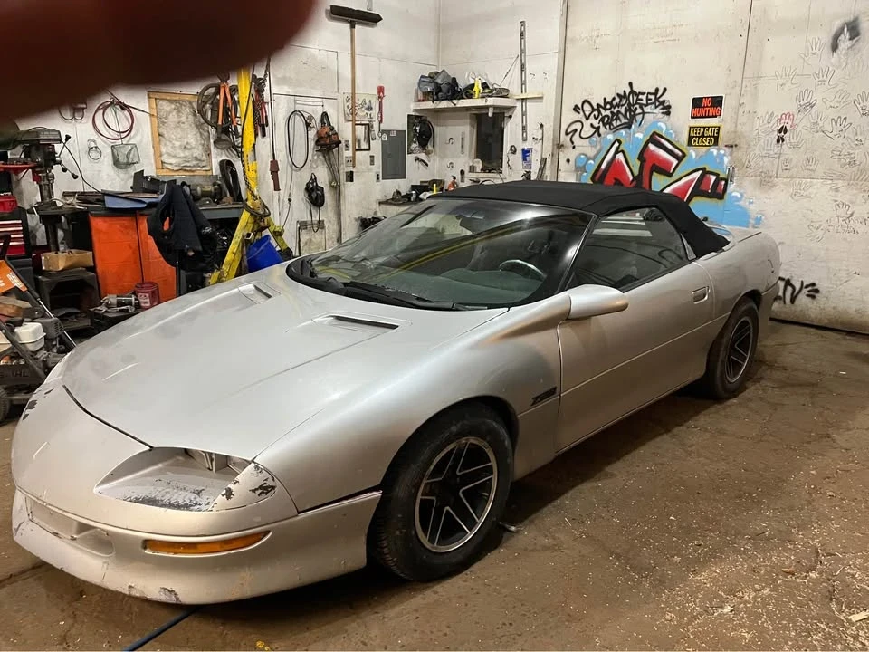 1995 Chevrolet Camaro 4th Gen - Image 2 of 9