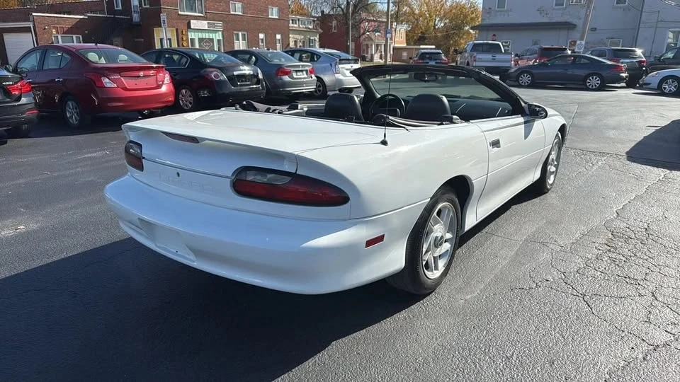 1995 Chevrolet Camaro 4th Gen - Image 3 of 17
