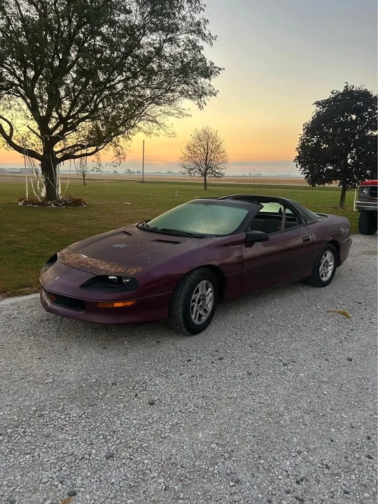 1995 Chevrolet Camaro 4th Gen - Image 2 of 9