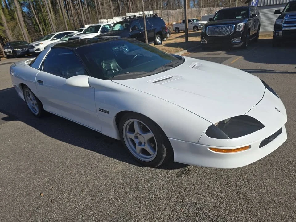 1995 Chevrolet Camaro 4th Gen - Image 2 of 20