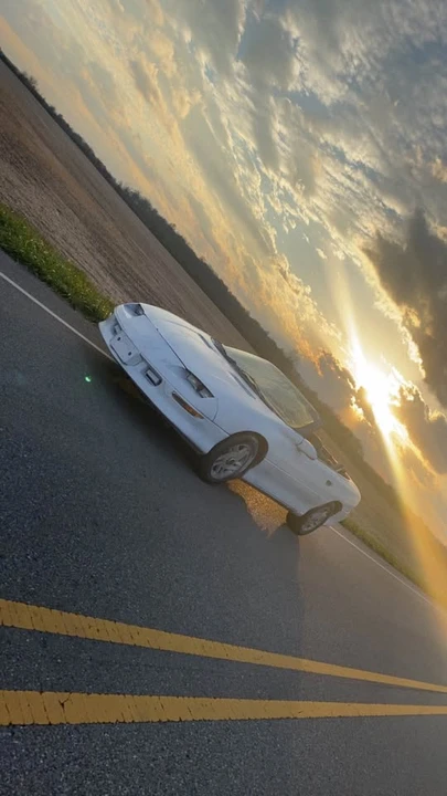 1995 Chevrolet Camaro 4th Gen - Image 4 of 10