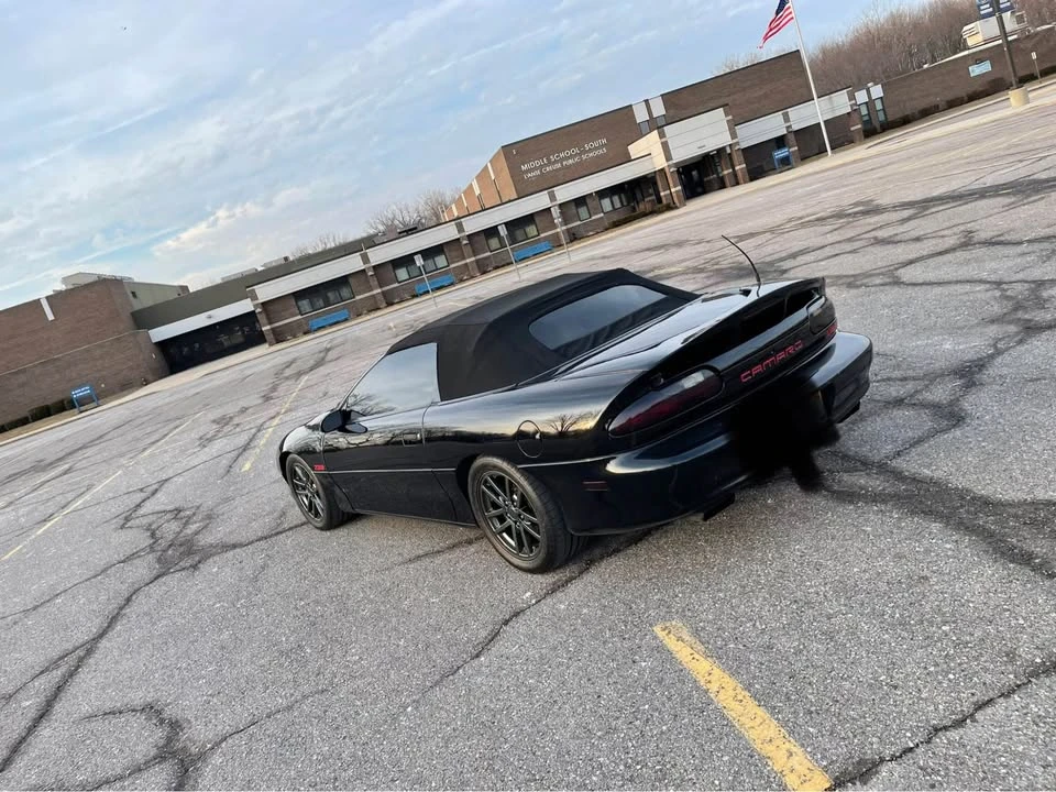 1995 Chevrolet Camaro 4th Gen - Image 3 of 9