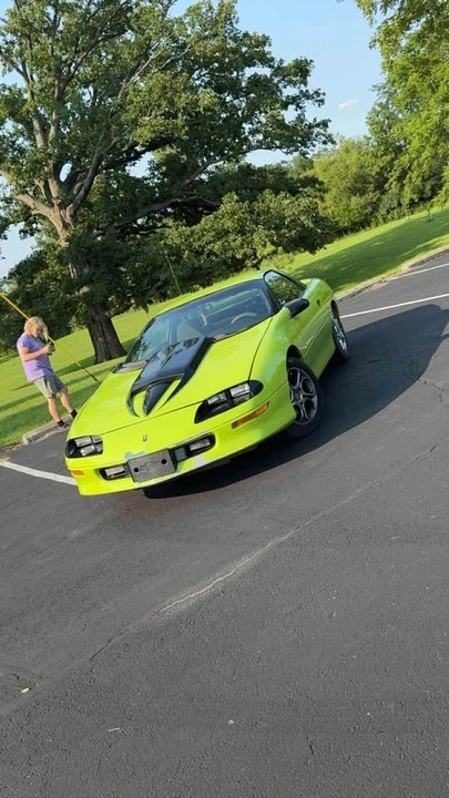1995 Chevrolet Camaro 4th Gen - Image 2 of 4