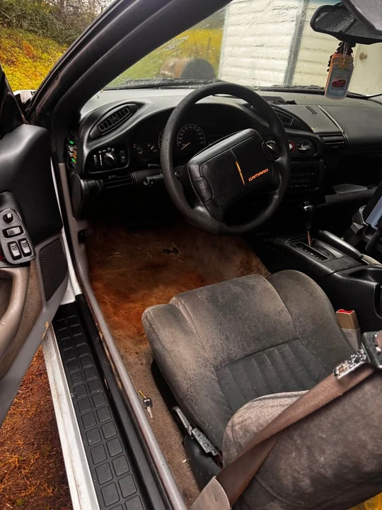 1995 Chevrolet Camaro 4th Gen - Image 2 of 3