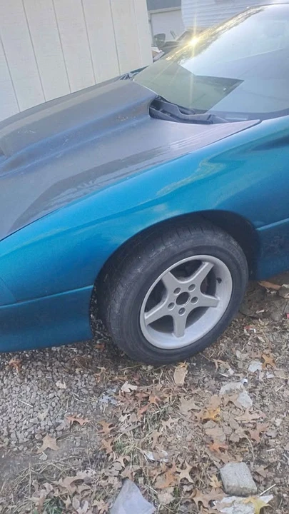 1995 Chevrolet Camaro 4th Gen - Image 3 of 4