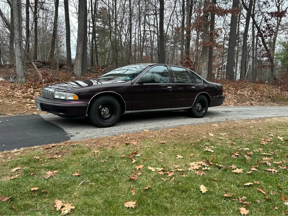 1995 Chevrolet Caprice - Image 2 of 13