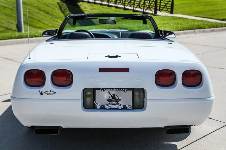 1995 Chevrolet Corvette C4 - Image 15 of 19