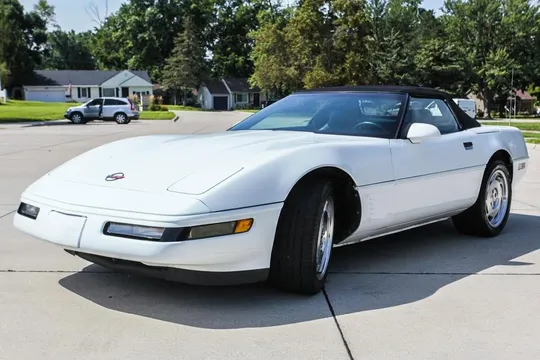1995 Chevrolet Corvette C4 - Image 3 of 19