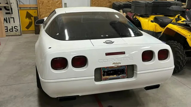 1995 Chevrolet Corvette C4 - Image 3 of 7