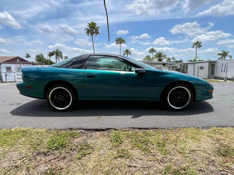 1995 Chevrolet Corvette C4 - Image 4 of 10