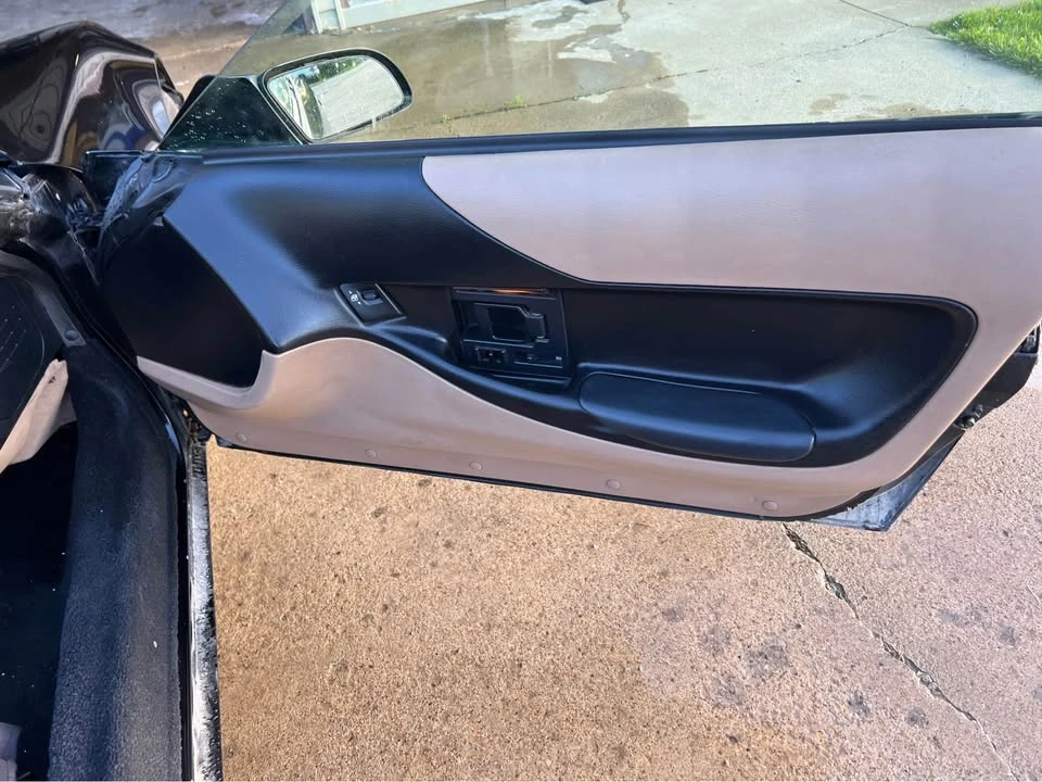 1995 Chevrolet Corvette C4 - Image 12 of 15