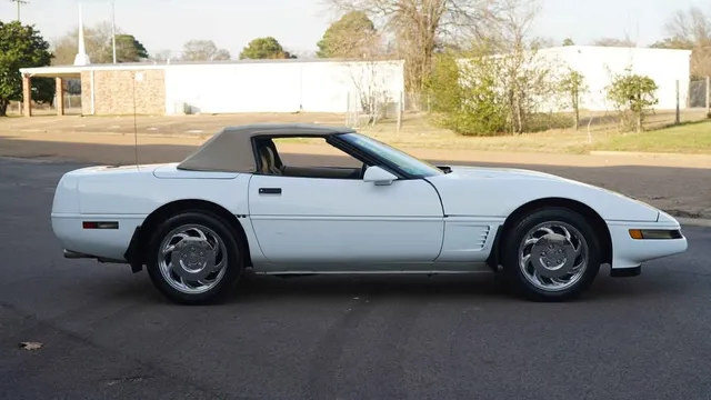 1995 Chevrolet Corvette C4 - Image 3 of 20