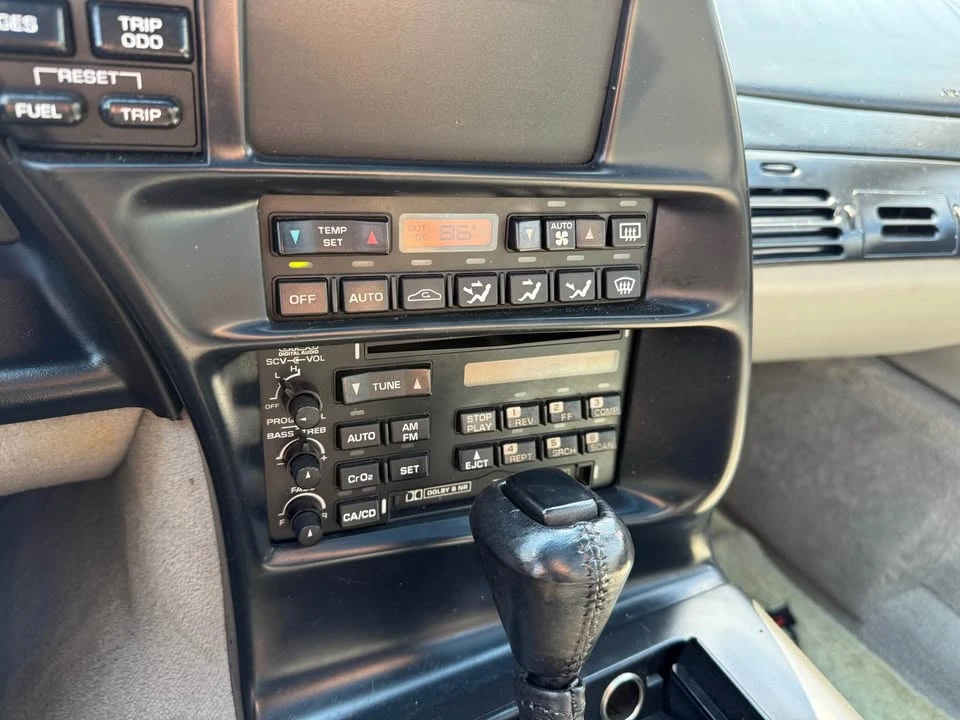 1995 Chevrolet Corvette C4 - Image 11 of 18