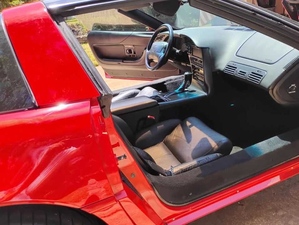 1995 Chevrolet Corvette C4 - Image 7 of 11