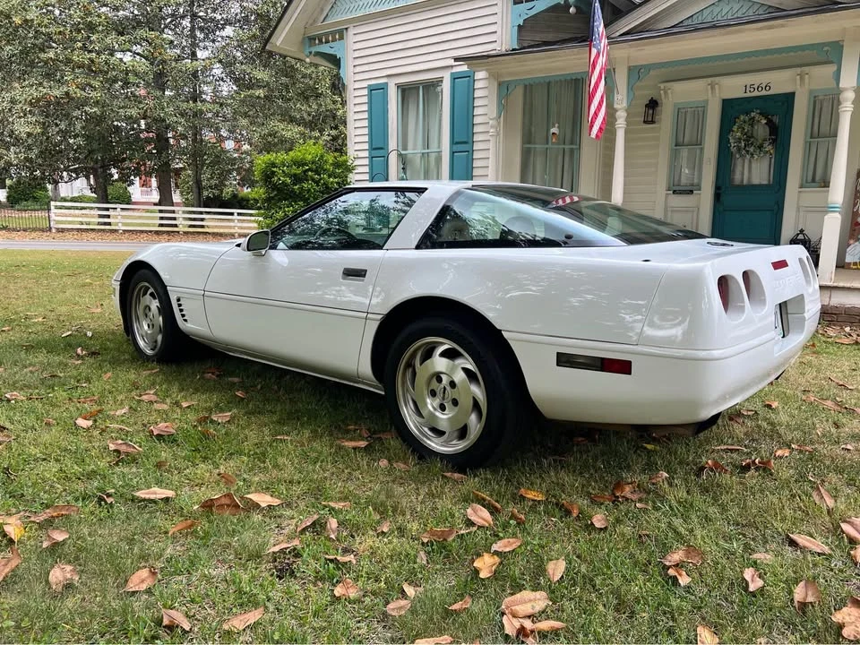 1995 Chevrolet Corvette C4 - Image 3 of 4