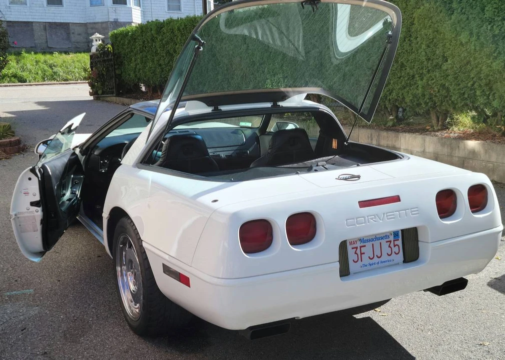 1995 Chevrolet Corvette C4 - Image 7 of 8
