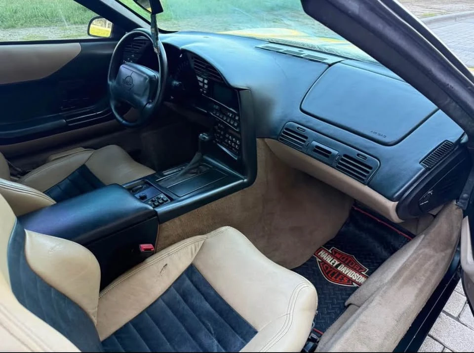 1995 Chevrolet Corvette C4 - Image 9 of 12