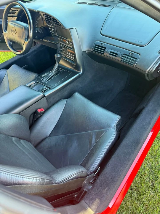 1995 Chevrolet Corvette C4 - Image 16 of 20