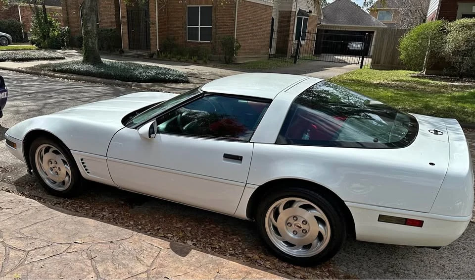 1995 Chevrolet Corvette C4 - Image 1 of 18