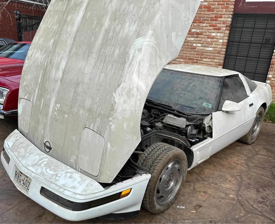 1995 Chevrolet Corvette C4 - Image 13 of 17
