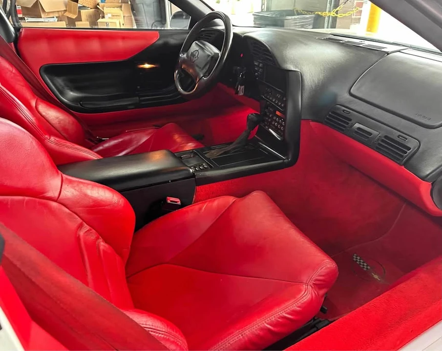 1995 Chevrolet Corvette C4 - Image 9 of 18
