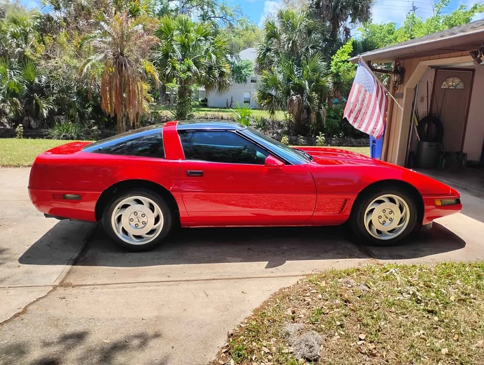 1995 Chevrolet Corvette C4 - Image 3 of 10