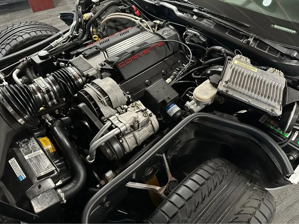 1995 Chevrolet Corvette C4 - Image 16 of 18